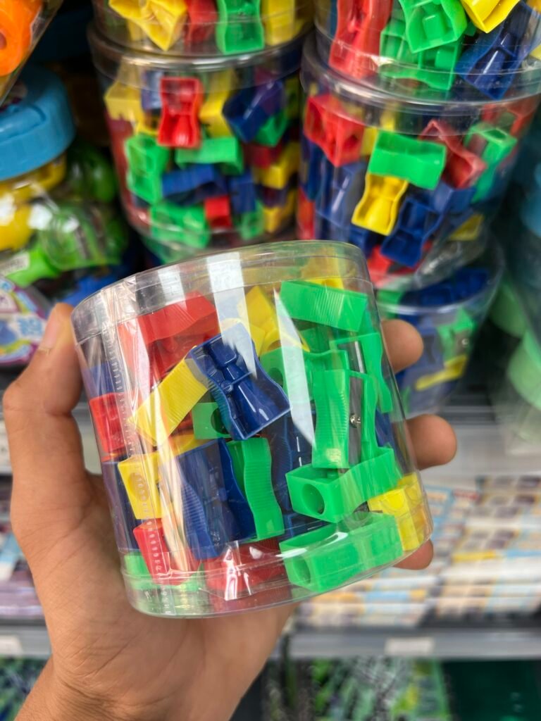 مبراة عادية