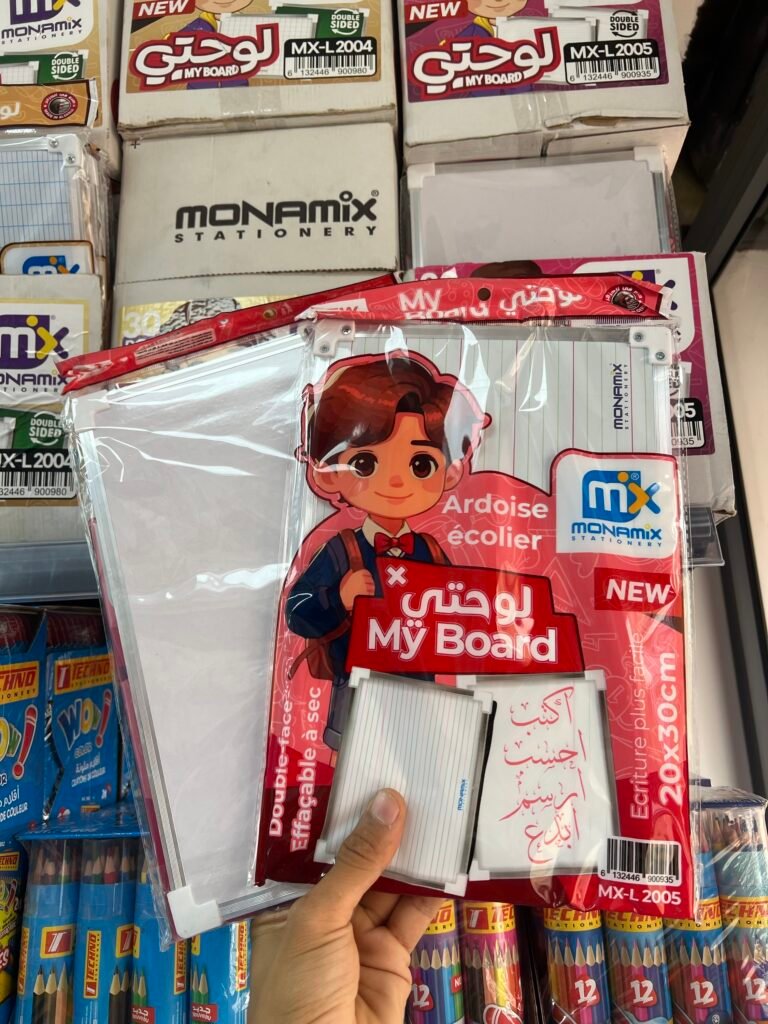 لوحة ألمنيوم ( خطوط و أبيض )